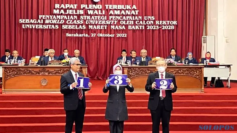 Hartono Sebagai Rektor UNS Aklamasi di Rapat Pleno MWA